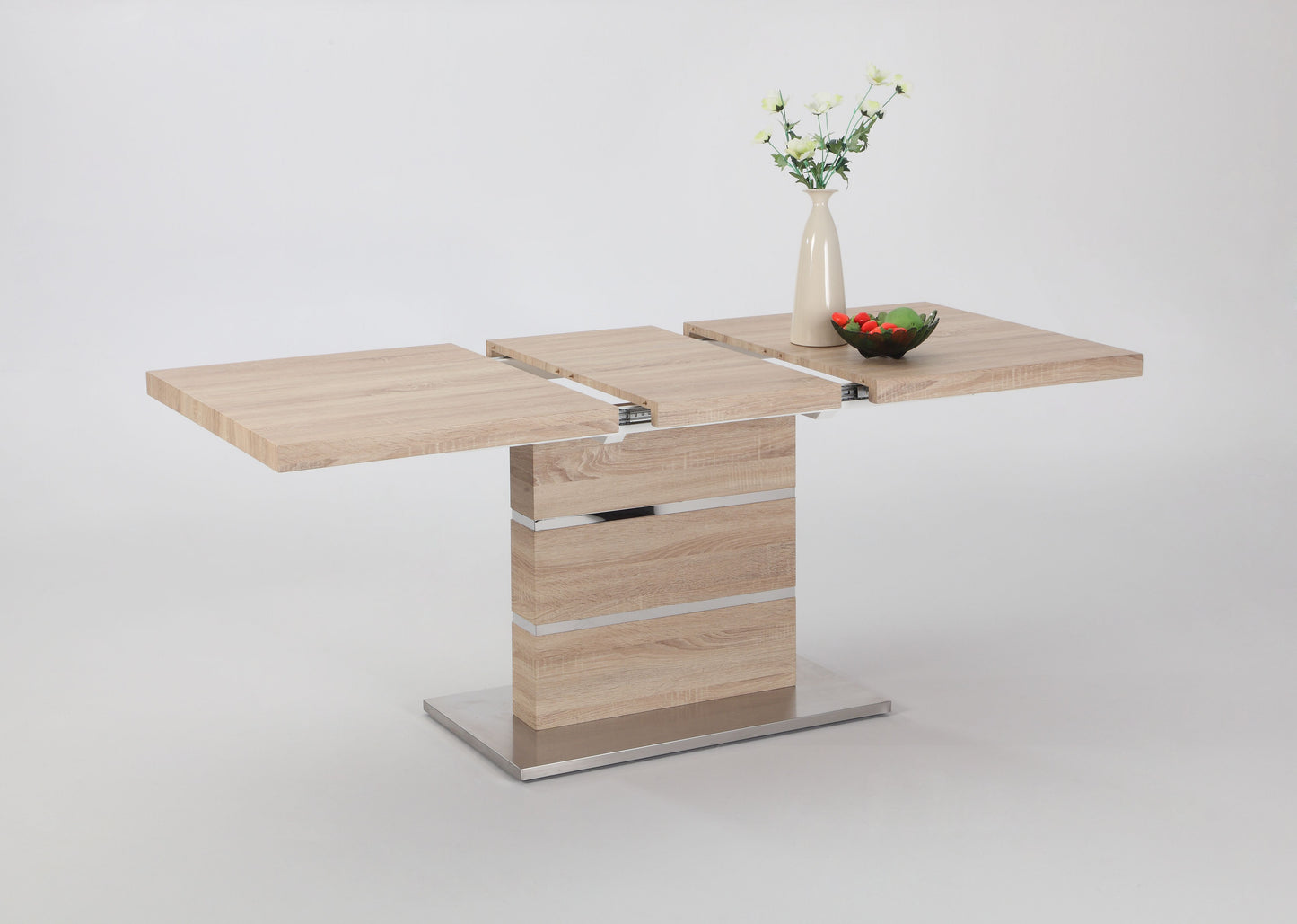 Lyla Dining Table